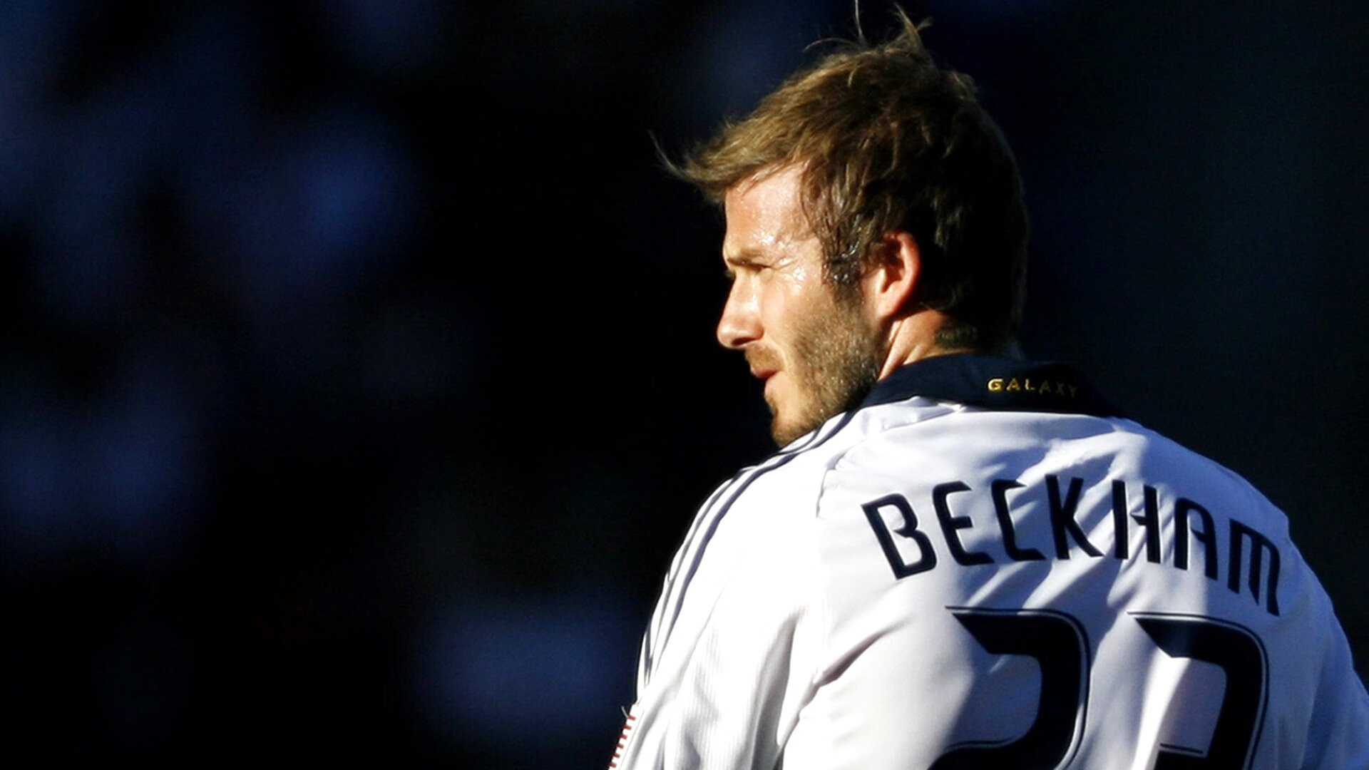 世界短跑锦标赛，极速冲刺撼动全场，世界短跑冠军的速度是多少